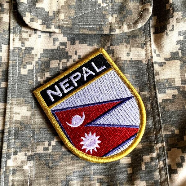 BP0041EV01 Bandeira Nepal Patch Bordada Fecho Contato Gancho - Image 2