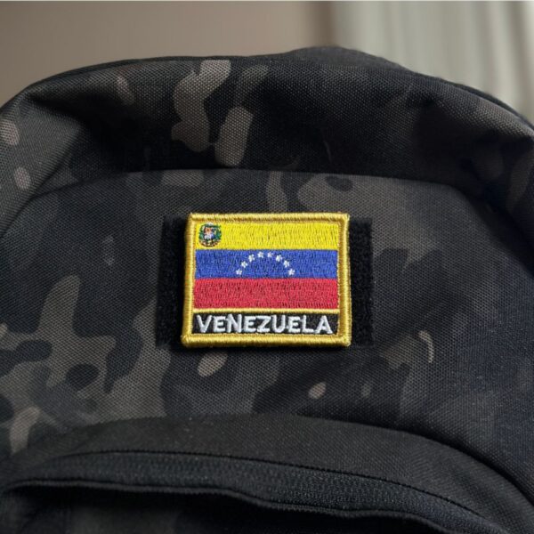 BP0046N-011 Bandeira Venezuela Patch Bordado 5,7x4,8cm - Image 2