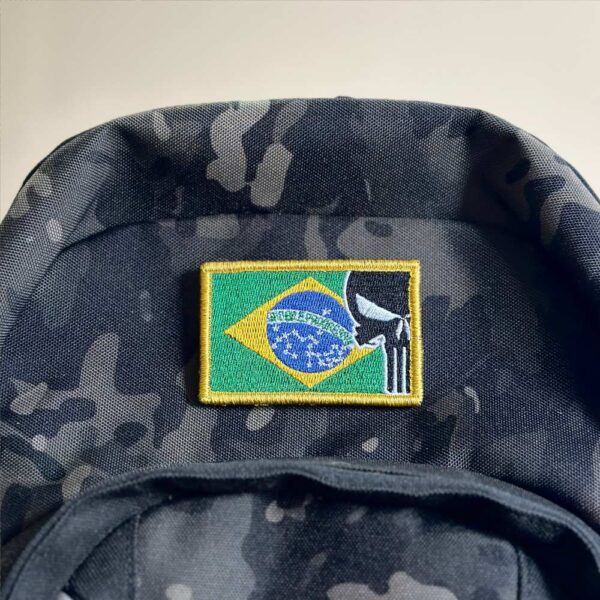 M0139-001 Justiceiro Bandeira Brasil Patch Bordado 7,5x5cm - Image 4