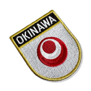 BE0414E-001 Bandeira Okinawa Japão Patch Bordado 6,8×8,0cm