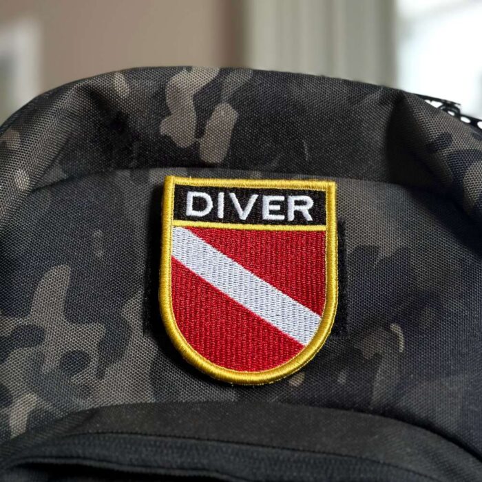 BD0175E-001 Diver Flag Embroidery Patch 2.68"×3.15" - Image 2